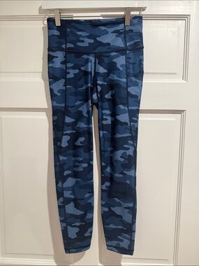 GAP Blue Camouflage Leggings